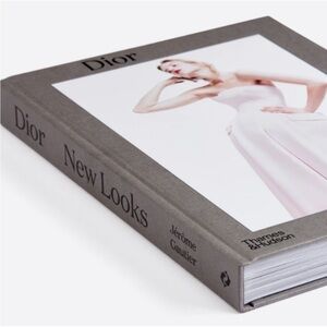 DIOR NEW LOOKS BOOK